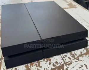 Sony Ps4 With 1 Game Pad