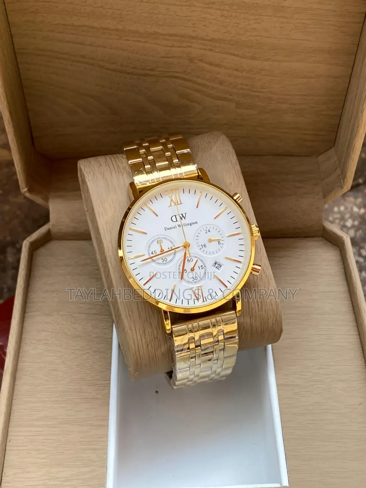Men's Analog Watch, Silicone Strap, Date Display, Quartz Movement