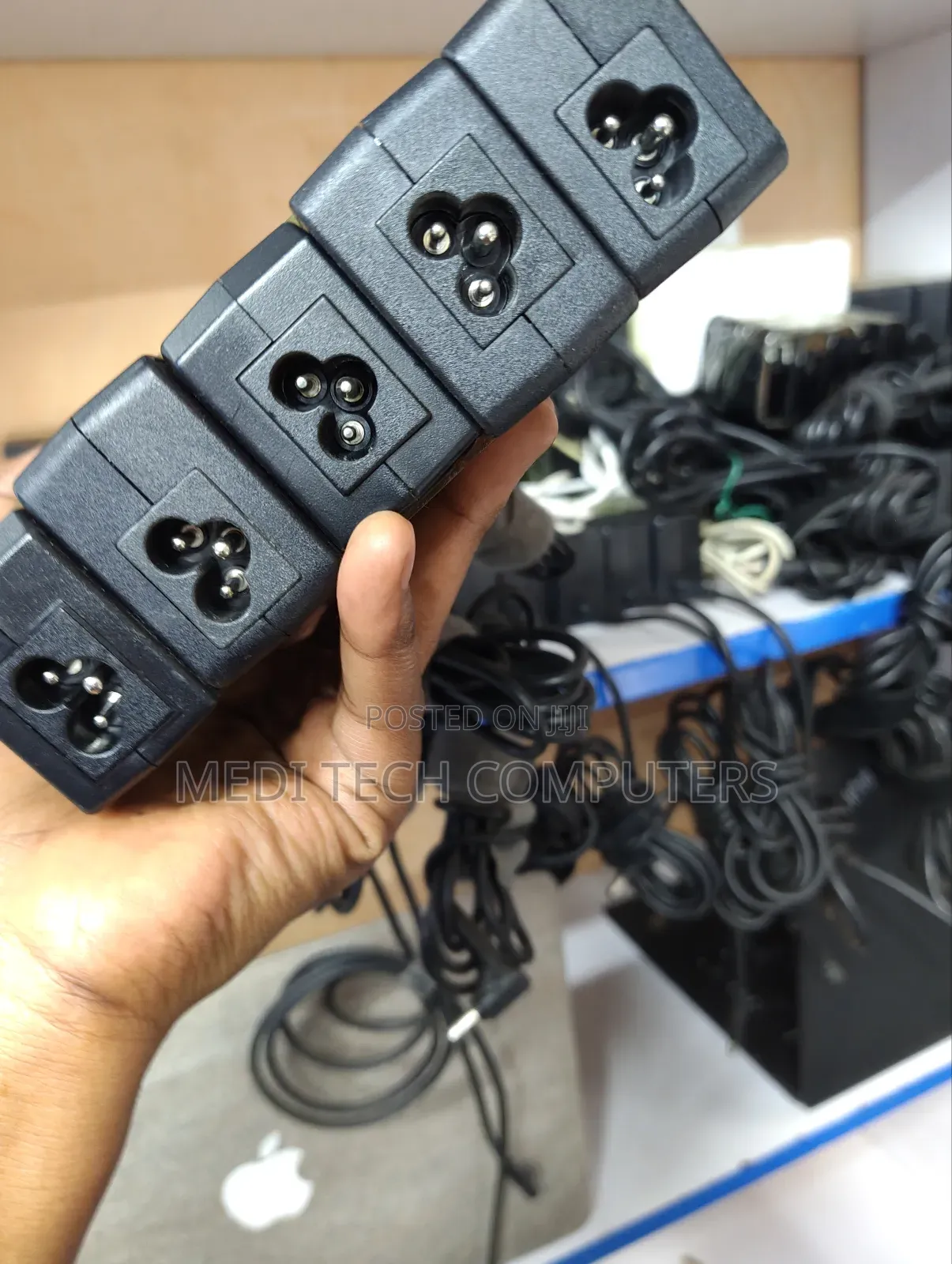 Samsung Small Pin Adapter