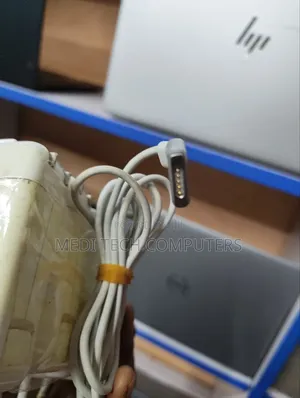 Apple Adapter 65w