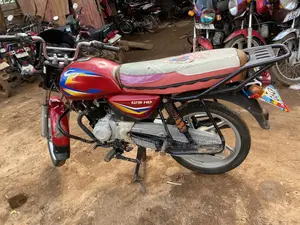 Bajaj CT 125X 2024 Red