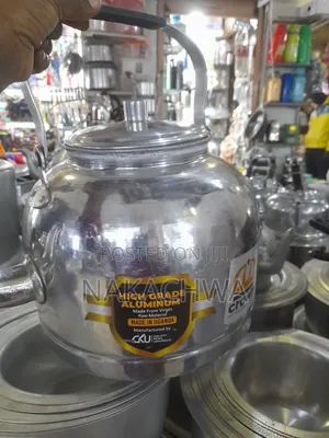 Its Agood Shine Aluminium Kittle Of 12 Litres