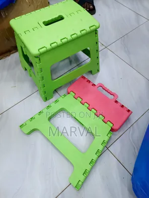 Plastic Folding Step Stools.
