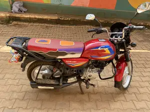 Bajaj CT 125X 2025 Red