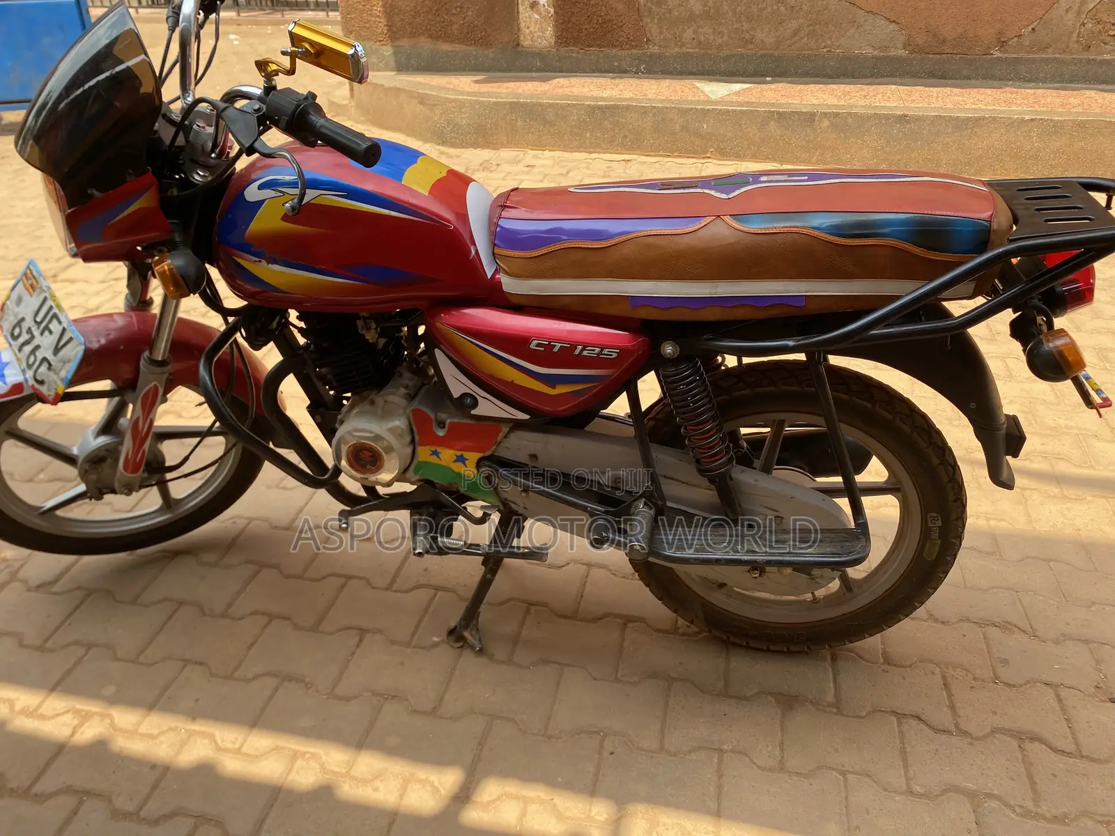Bajaj CT 125X 2023 Red
