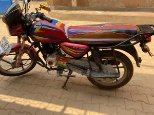 Bajaj CT 125X 2023 Red