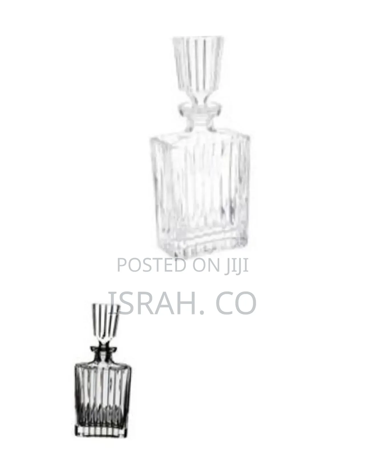 Elegant Crystal / Glass Spirit Decanter With Stopper - Transparent