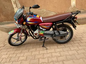 Bajaj CT 125X 2023 Red