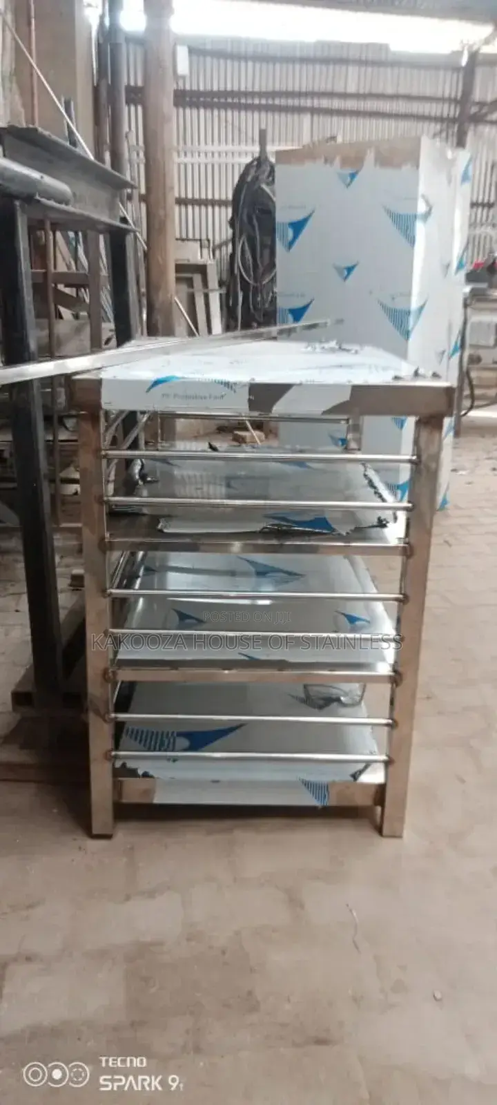Big Stainless Steel Rack With Shelves