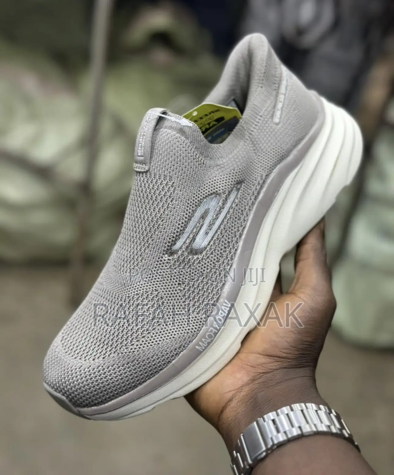 Men’S Khaki Skechers Vapor Foam Slip-ins Outdoor Walking Shoes