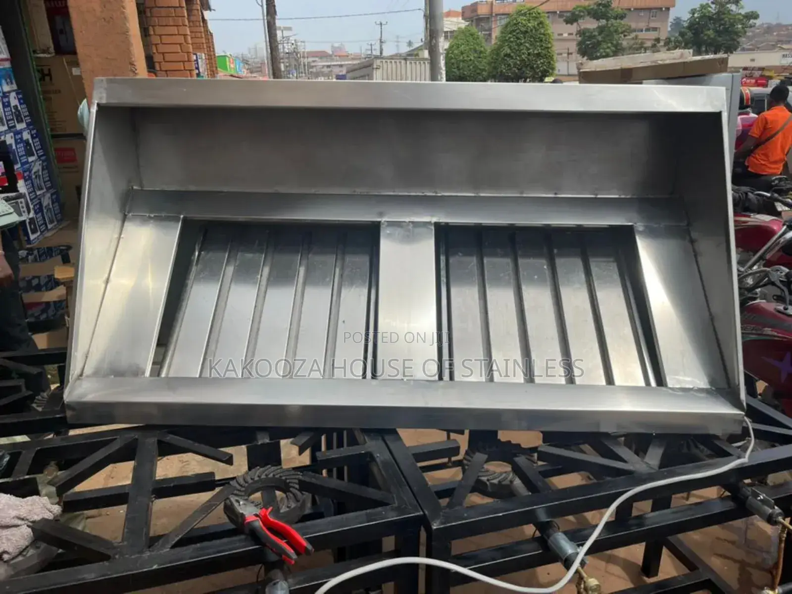Smoking Kitchen Instract Stainless Steel
