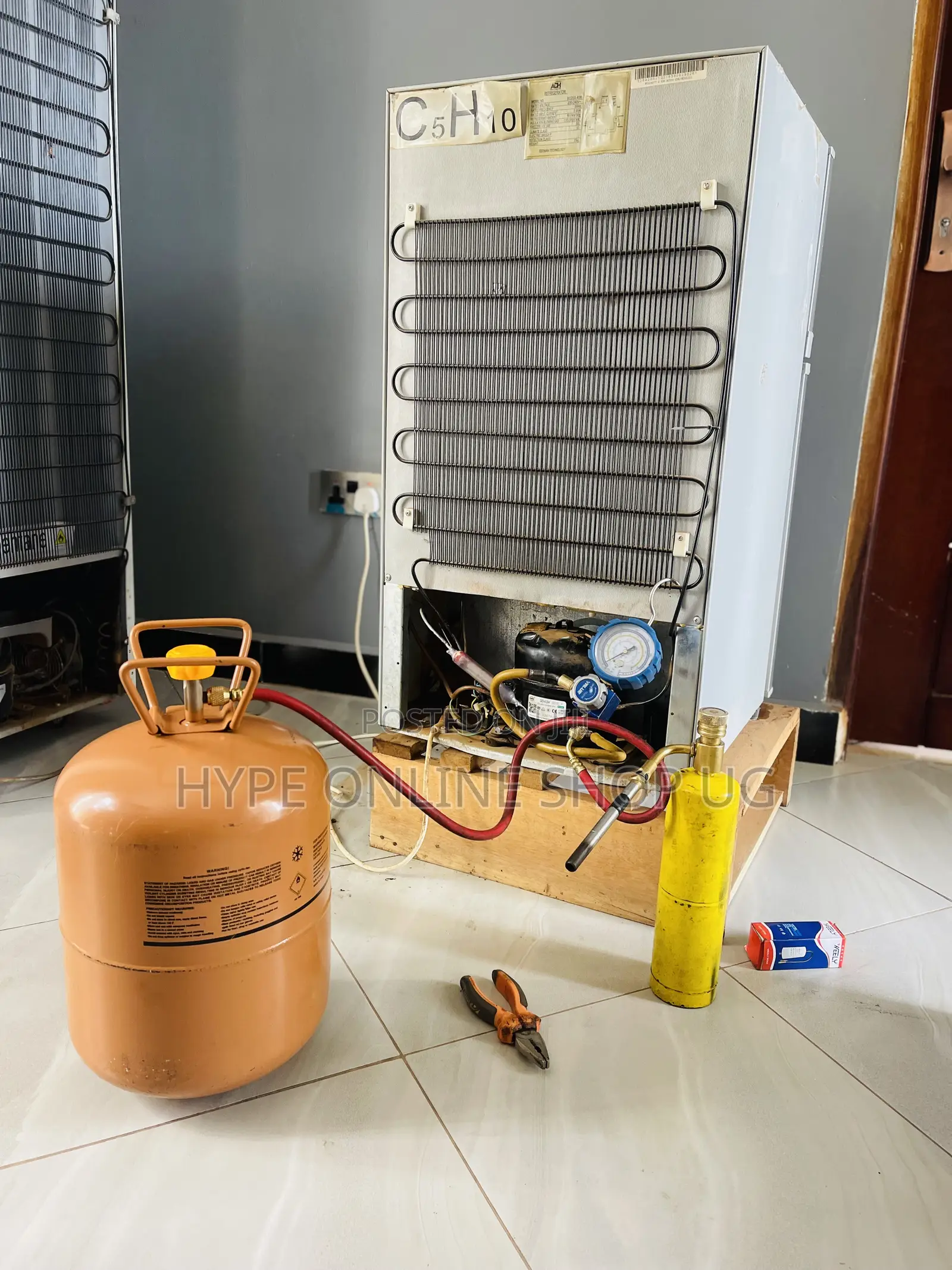 Full Gas Fridge Refilling Professionals to 300gms