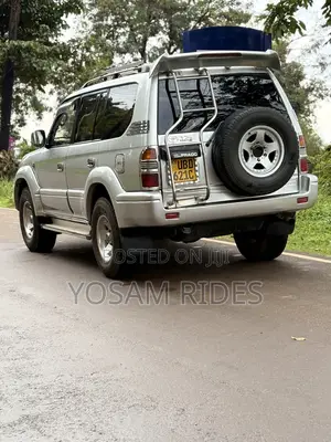 Toyota Land Cruiser Prado 3.0 TD 2000 Silver