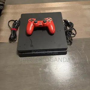 Playstation 4 Console