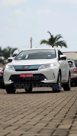 Toyota Harrier 2017 White