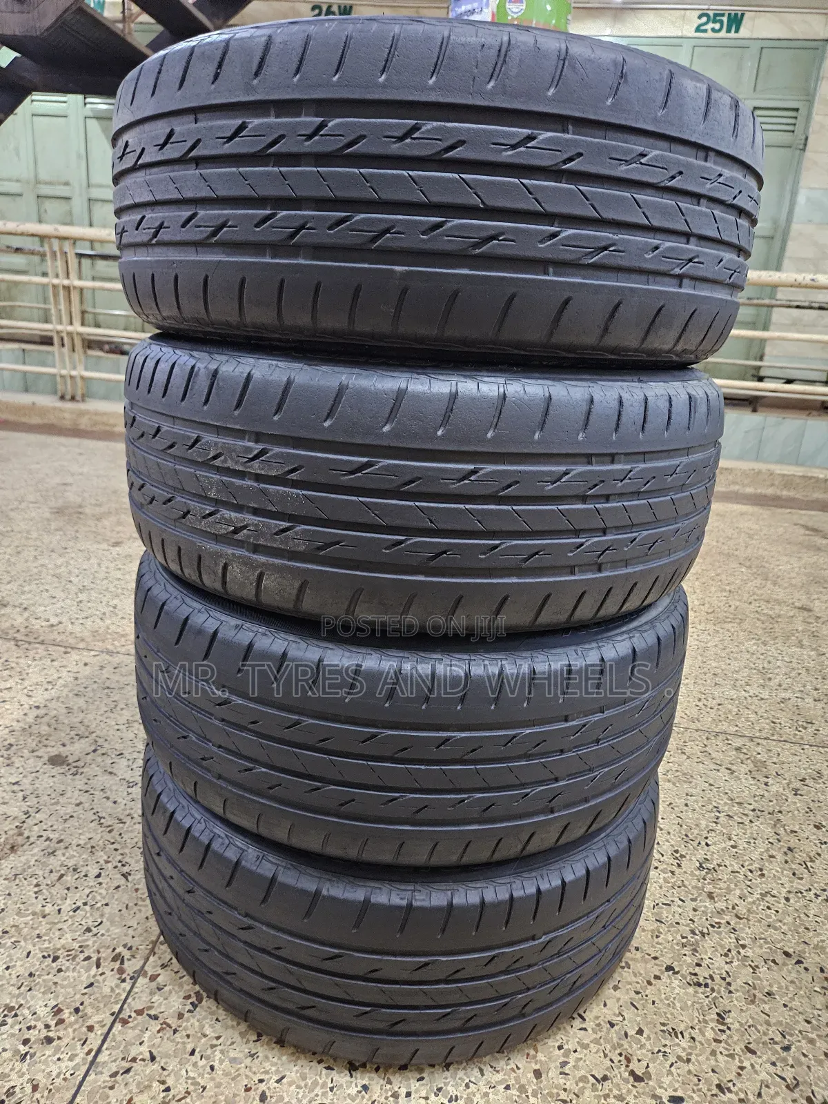 225 45 R18 Bridgestone Imported 4rm Japan Use It Upto U Sell the Car