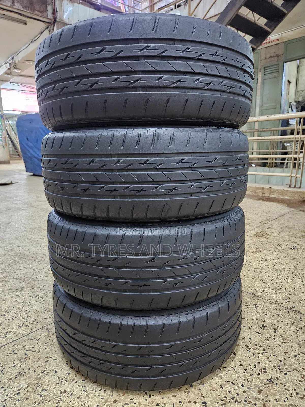 225 45 R18 Bridgestone Imported 4rm Japan Use It Upto U Sell the Car