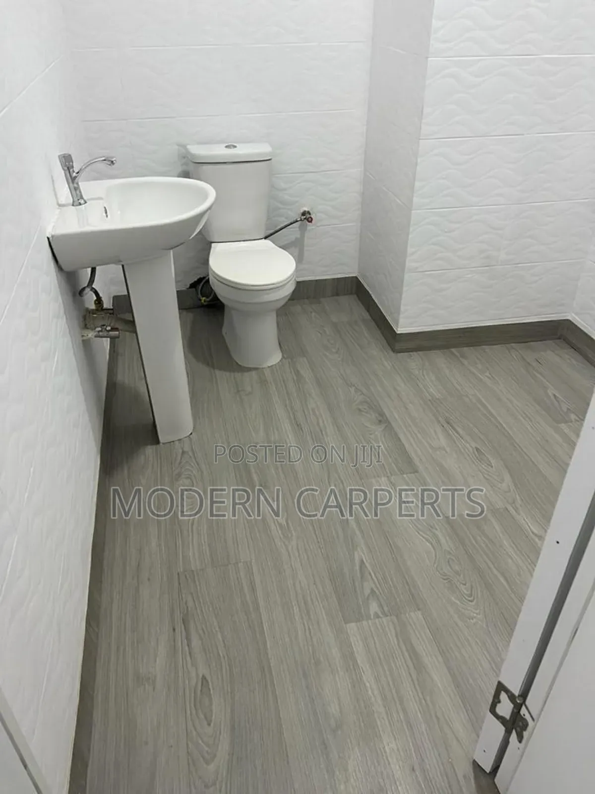 SPC Interlocking Flooring Tiles