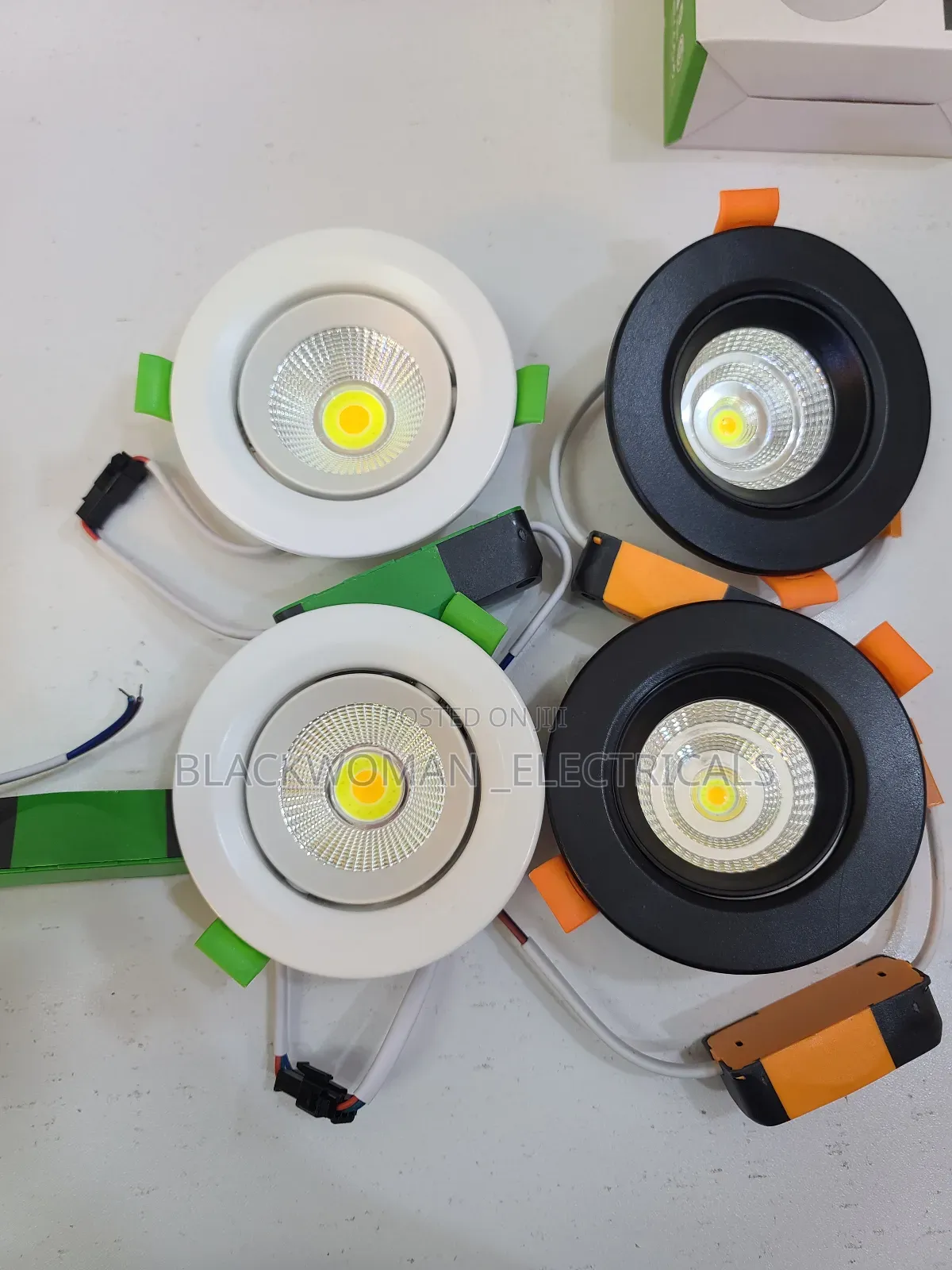 7w Vellmax Spotlights Are 3n1 , Changing Warm, White, and Warmwhite