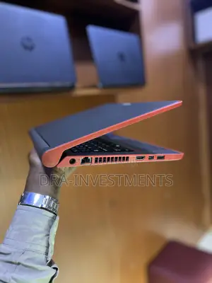 Laptop Dell Latitude 13 3340 8GB Intel Core I5 HDD+SSD 500GB
