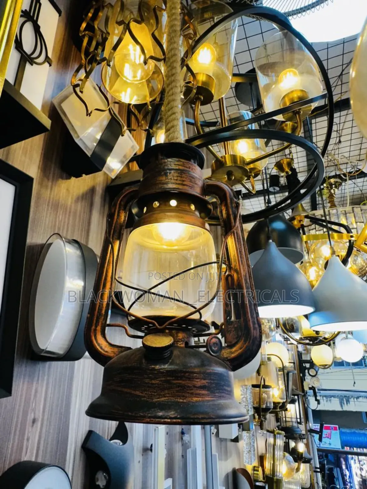 Lantern With Bulb