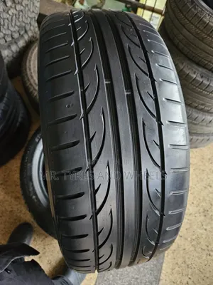 215 50 Zr17 Hancock Tires Extra Load Korea Made.