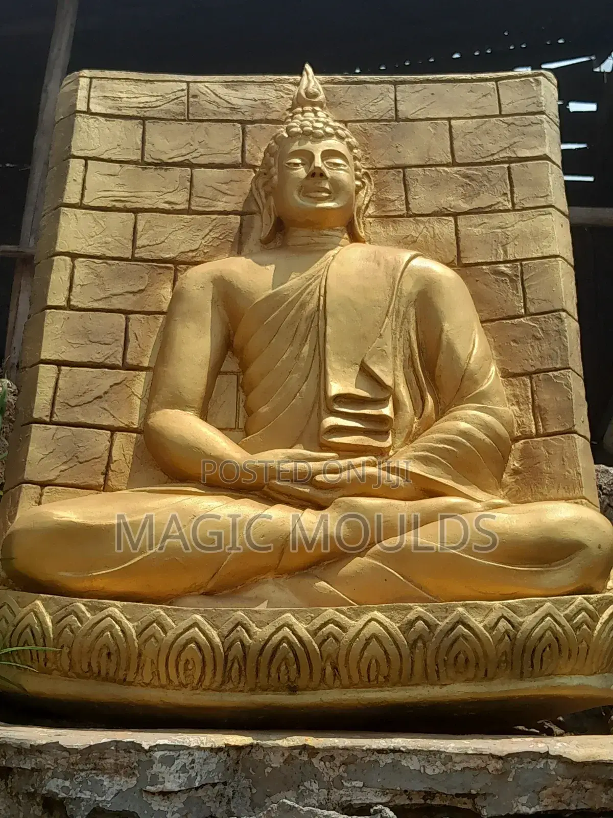 Meditating Budah