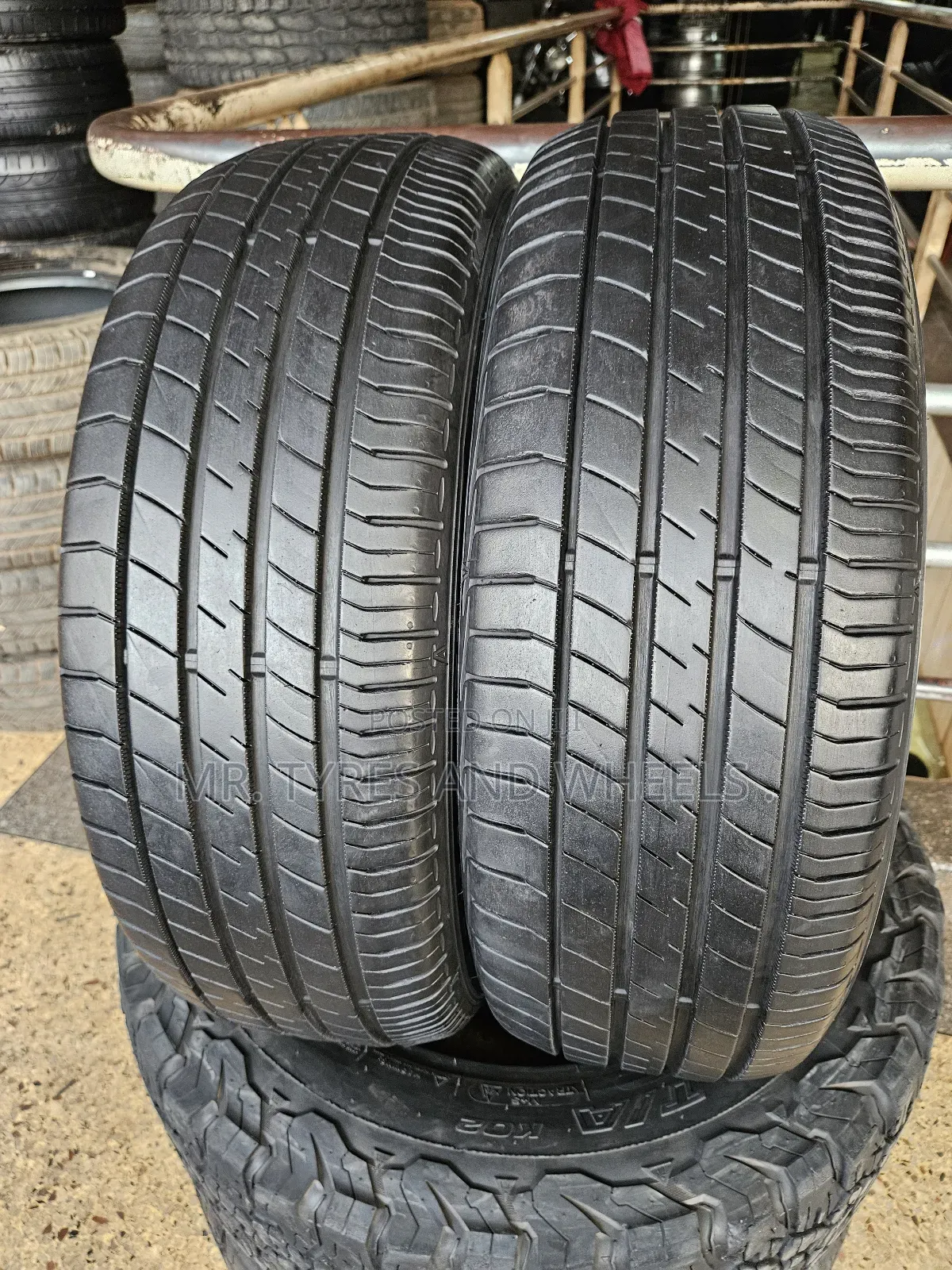 205 60 R16 Dunlop Imported Tires 4rm Japan N Good Than New Ones.