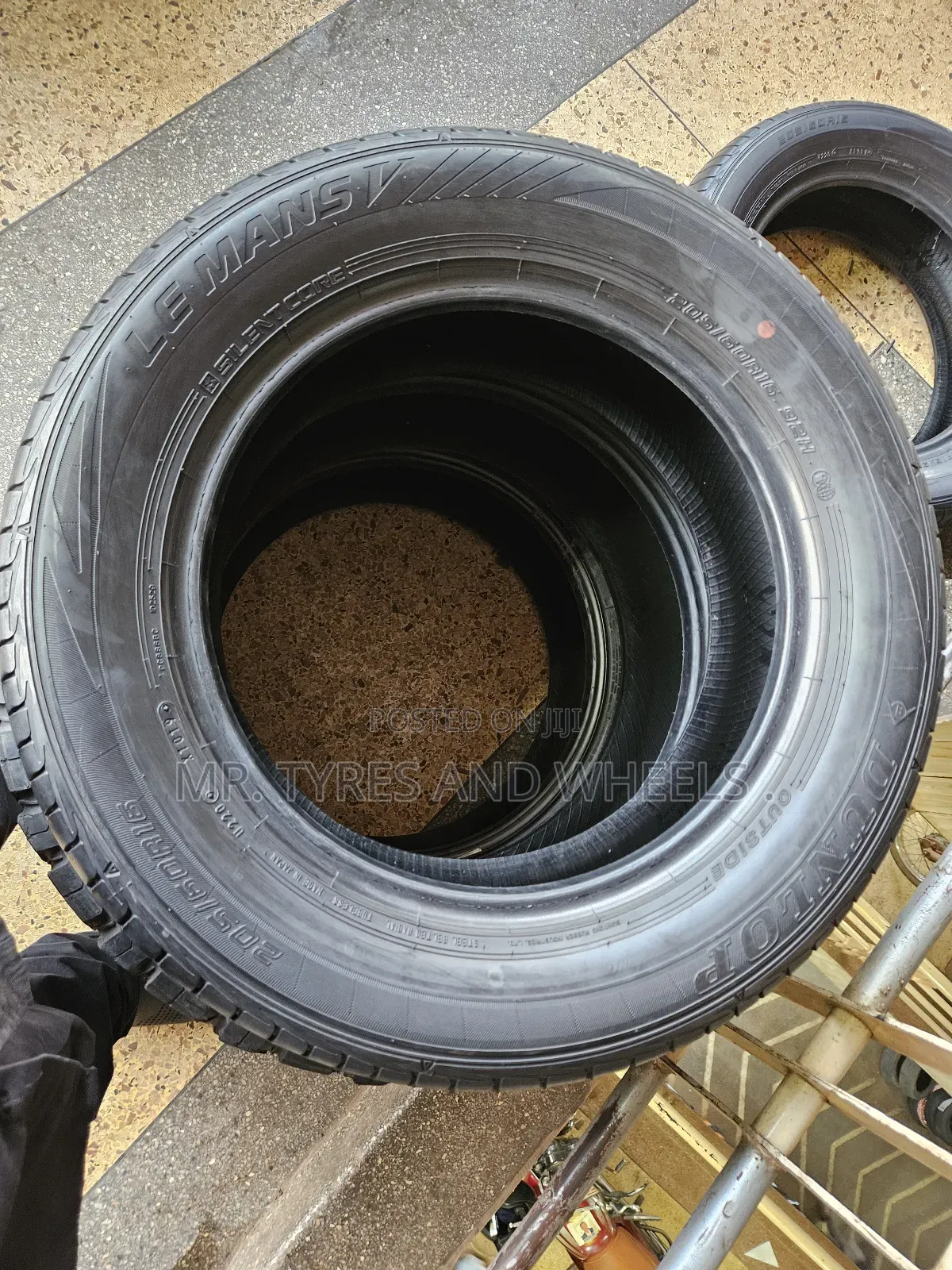 205 60 R16 Dunlop Imported Tires 4rm Japan N Good Than New Ones.