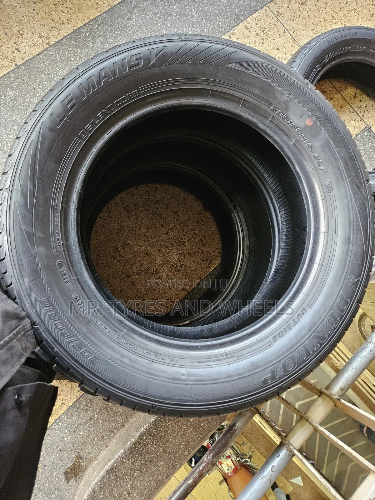 205 60 R16 Dunlop Imported Tires 4rm Japan N Good Than New Ones.