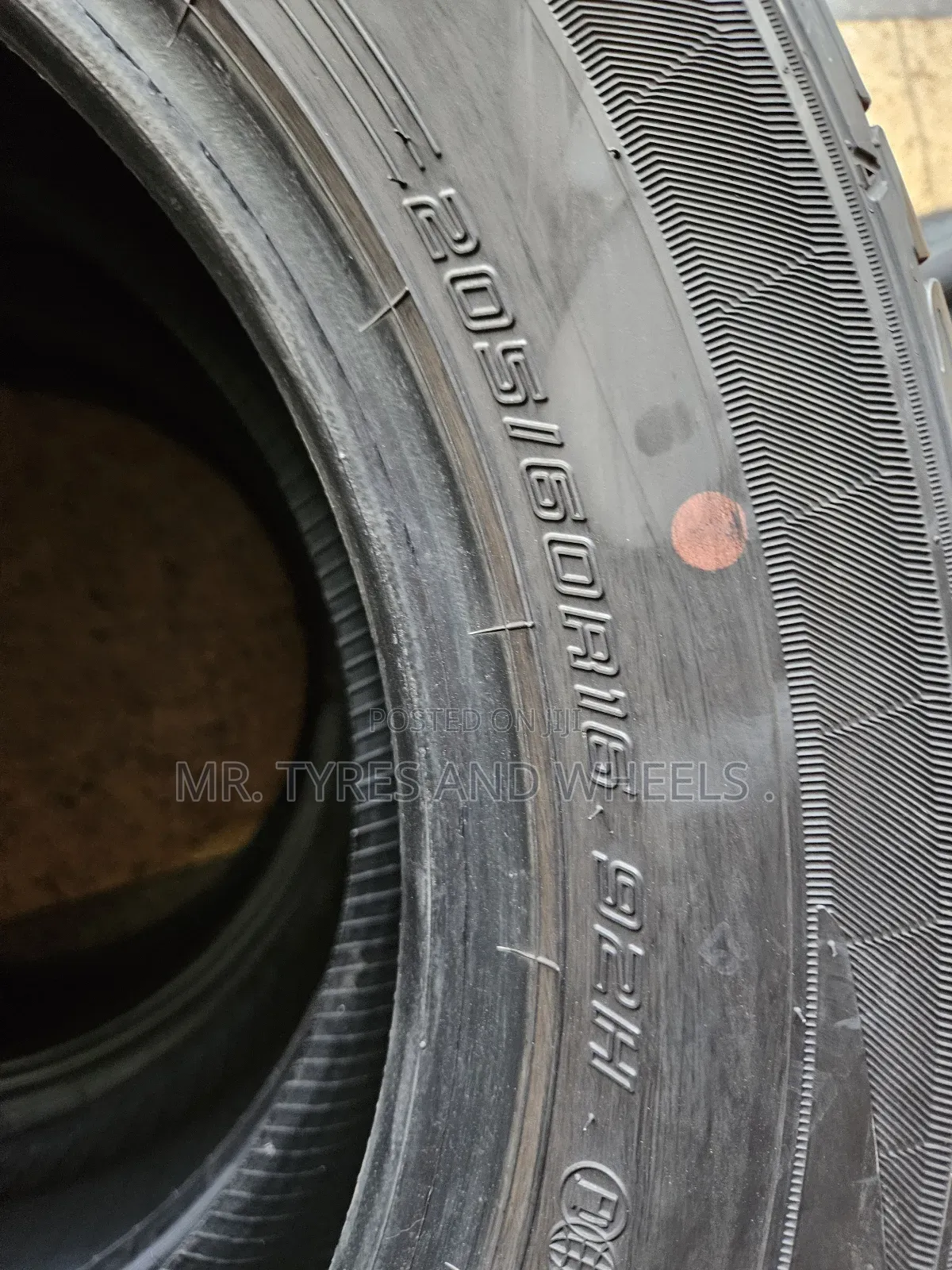 205 60 R16 Dunlop Imported Tires 4rm Japan N Good Than New Ones.