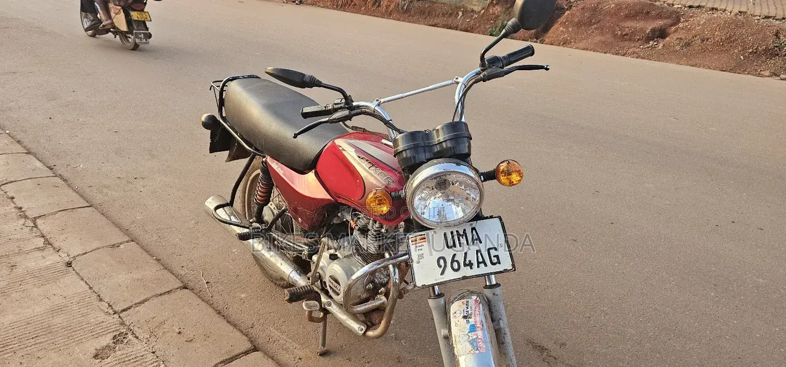Bajaj Boxer 2025 Red