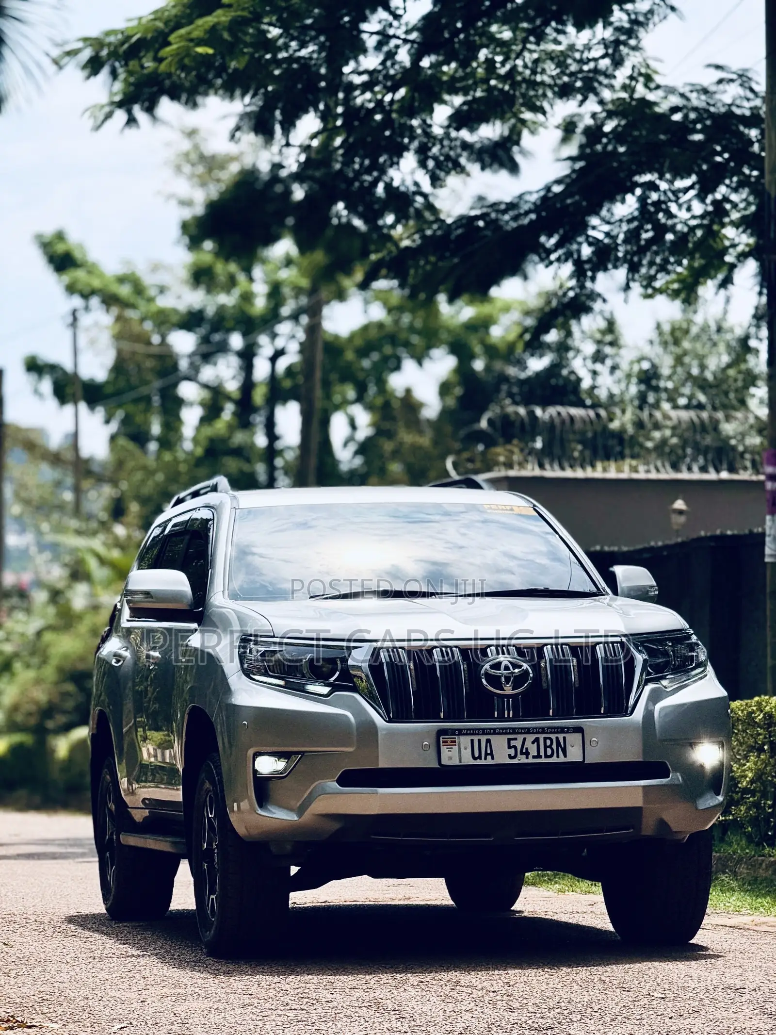 Toyota Land Cruiser Prado 2.7 i 2012 Silver
