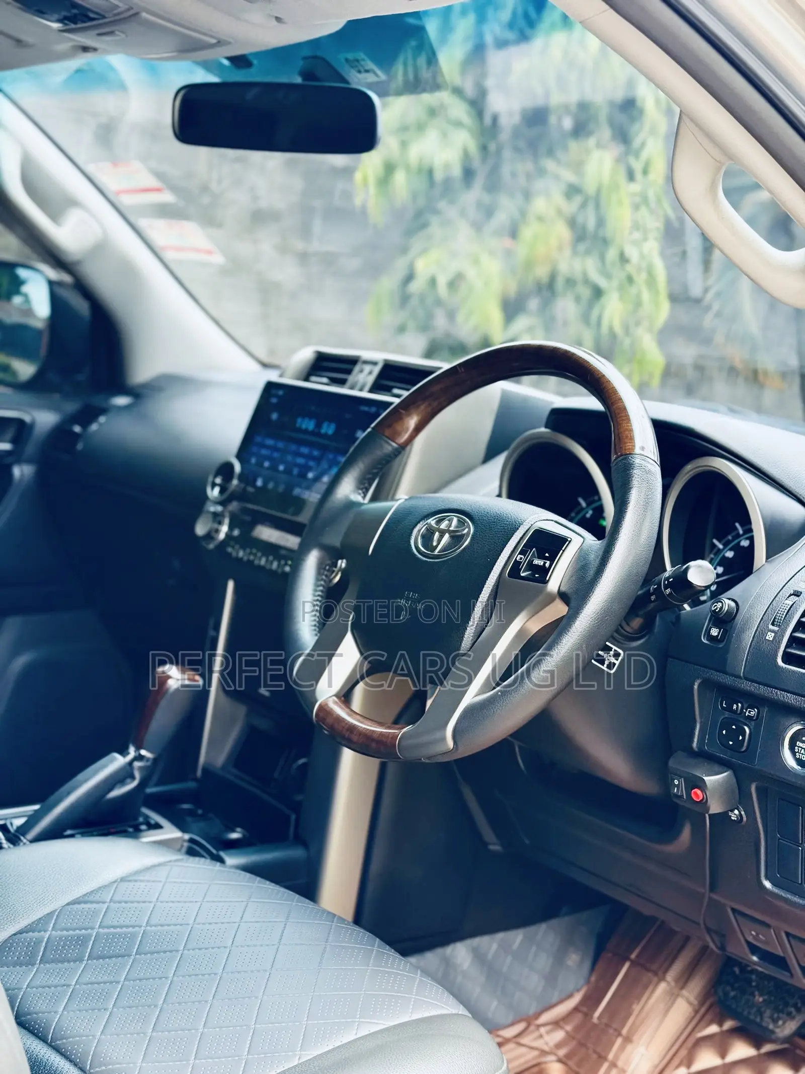 Toyota Land Cruiser Prado 2.7 i 2012 Silver