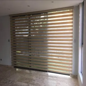 Fancy Window Curtain Blinds Used in Offices and Other Places