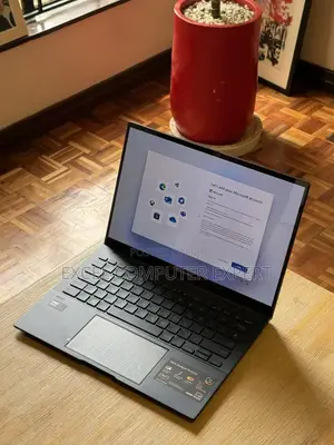 New Laptop Asus Zenbook 14 UX434 16GB Intel Core Ultra 7 SSD 1T