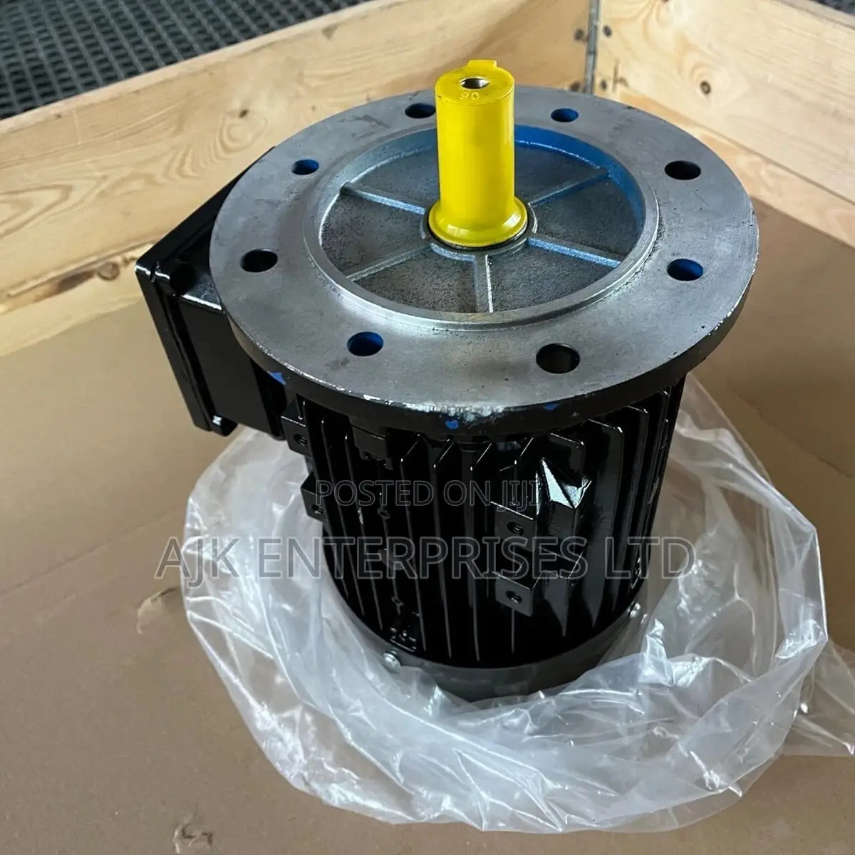 Three Phase 1.5hp Low Speed Flanged Motor