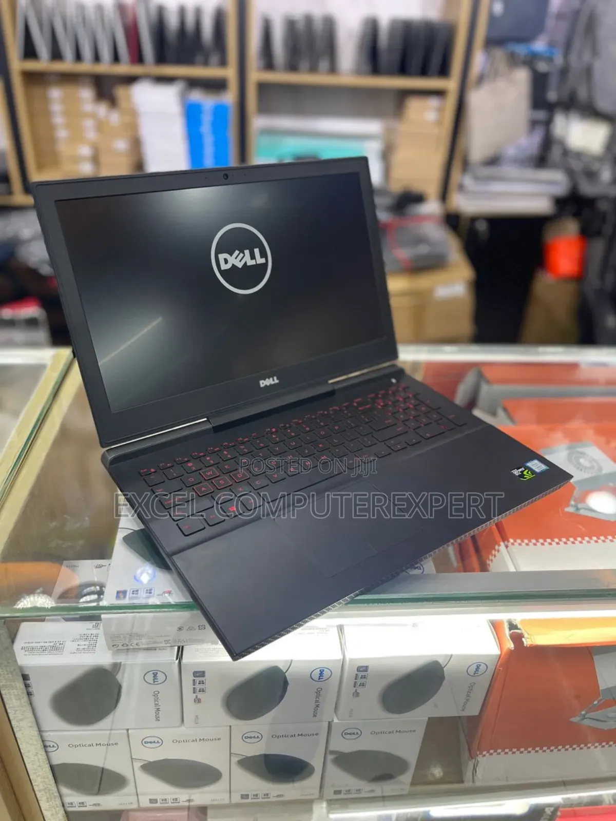 New Laptop Dell Inspiron 17 1750 16GB Intel Core I7 SSD 512GB
