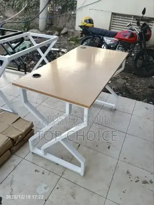 Metallic Office Table/Office Table/Reading Desk/Offices Tables079