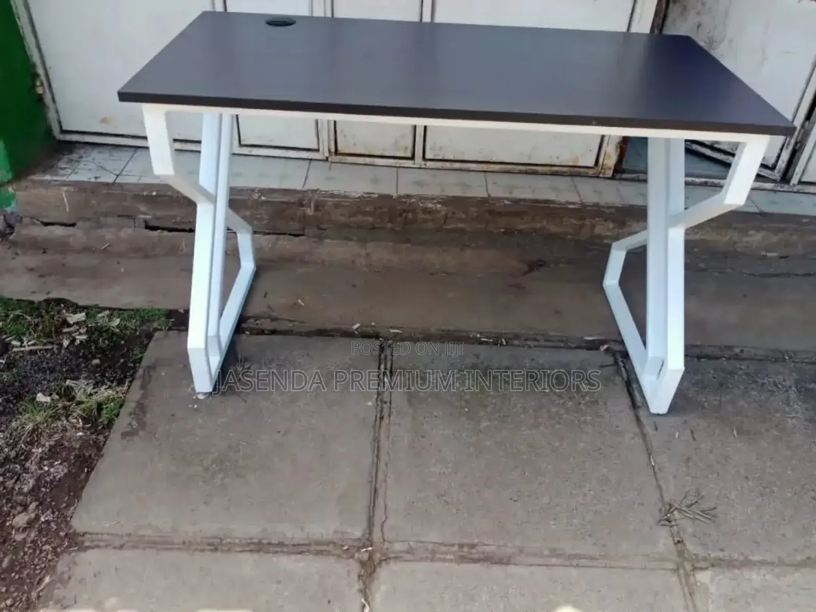 Metallic Office Table/Office Table/Reading Desk/Offices Tables095