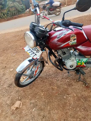 Bajaj CT 110X 2023 Red