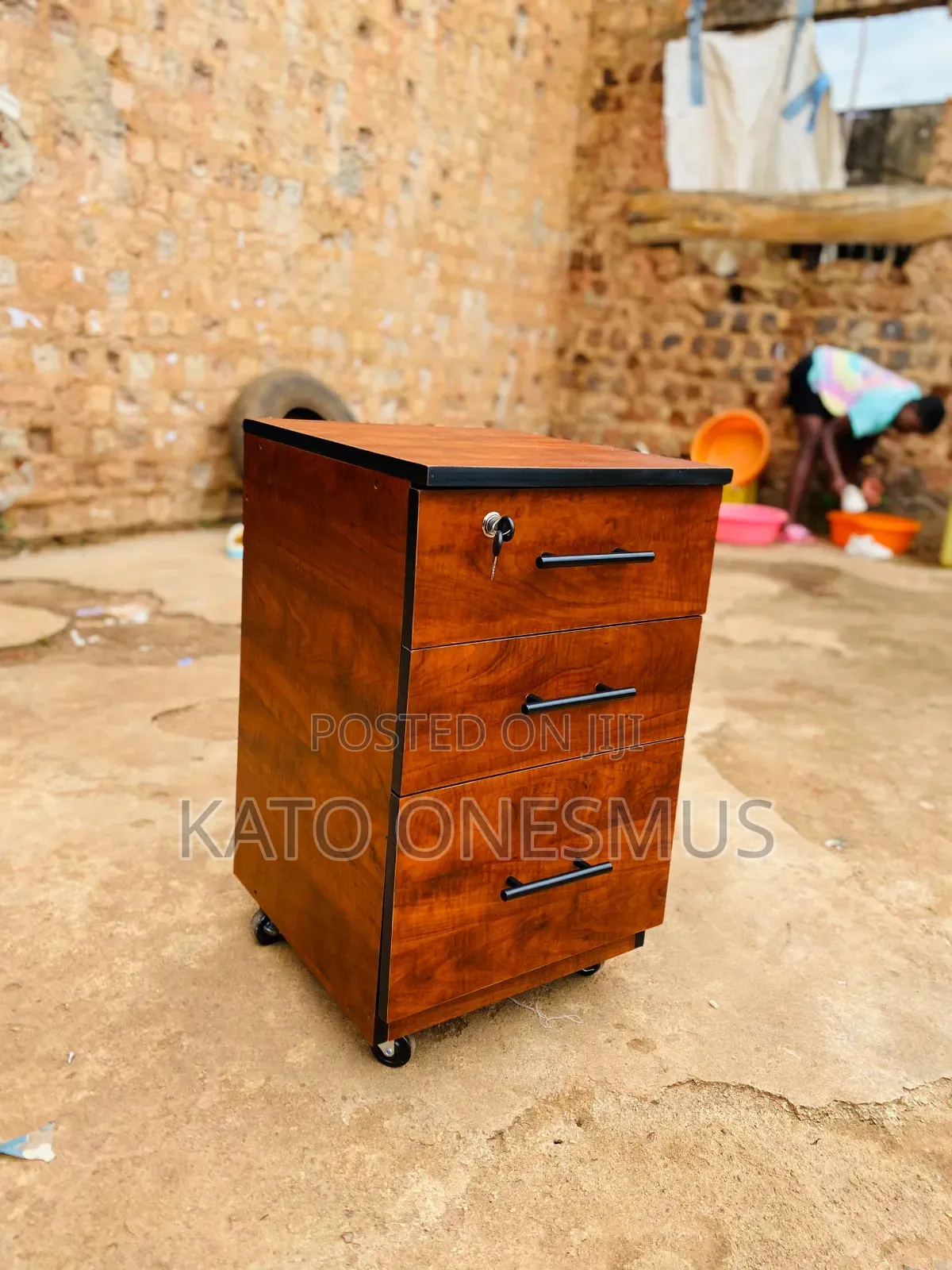 Moving Drawers