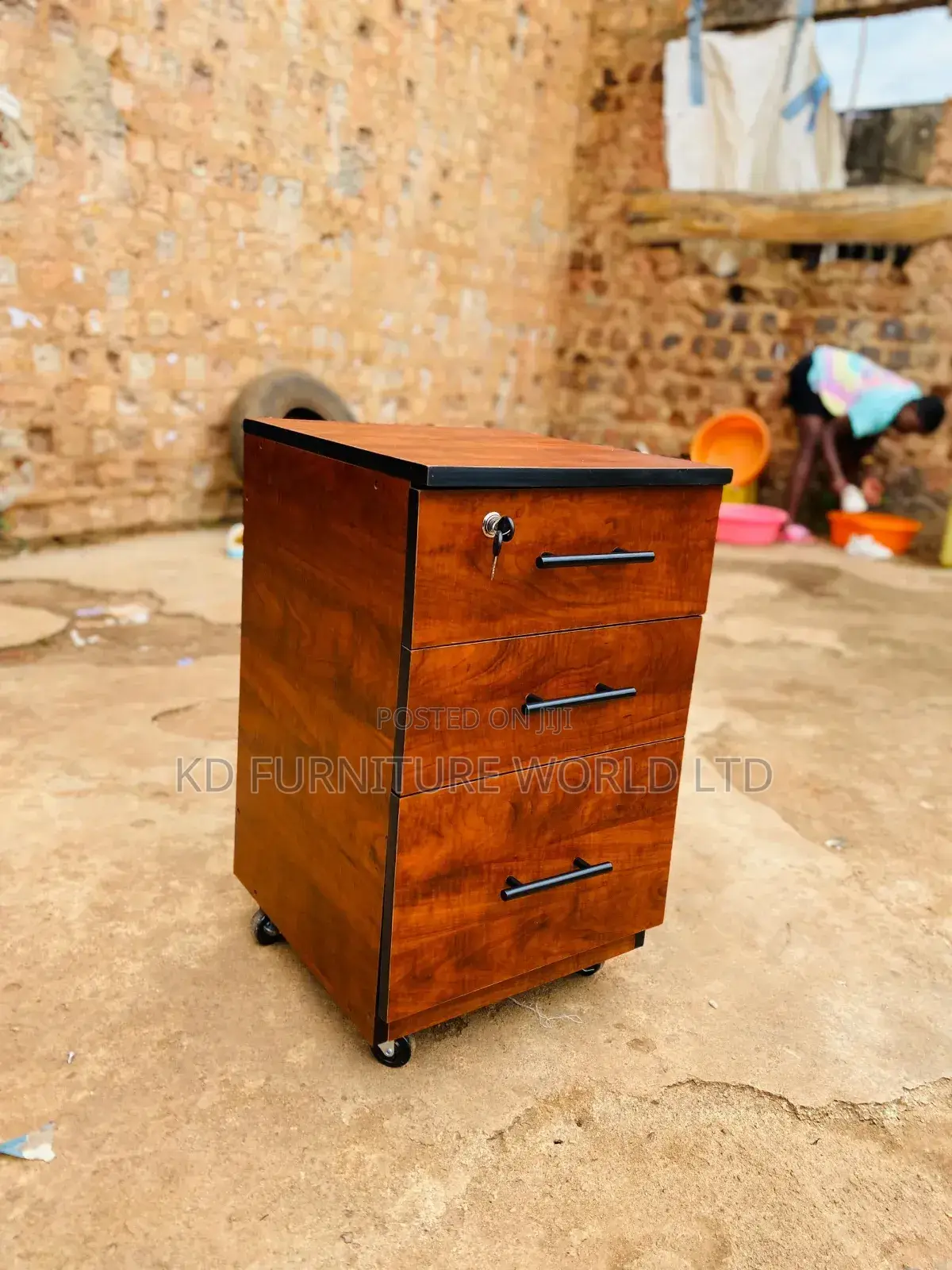 Moving Drawers