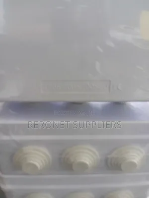 Adaptable Boxes 200*200*80