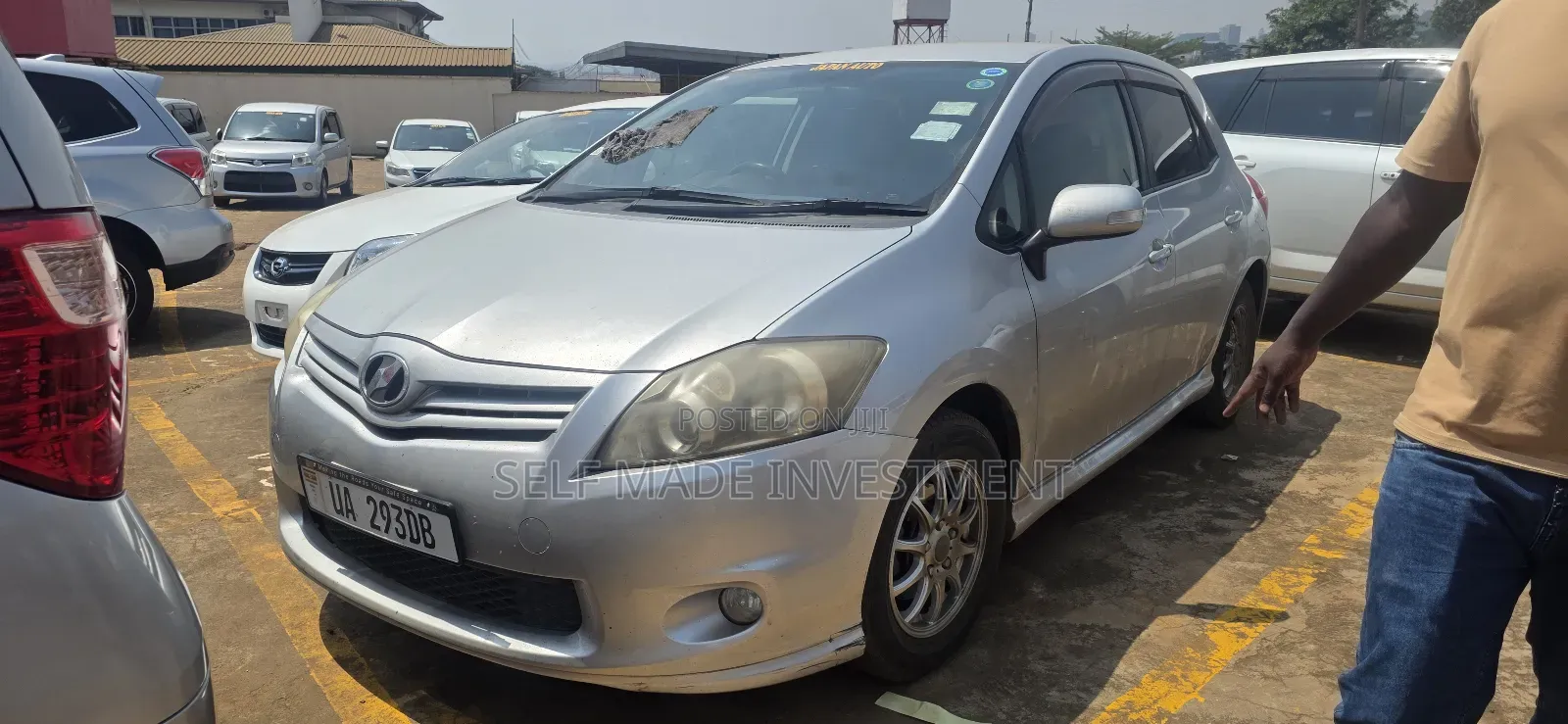 Toyota Auris 2010 Black