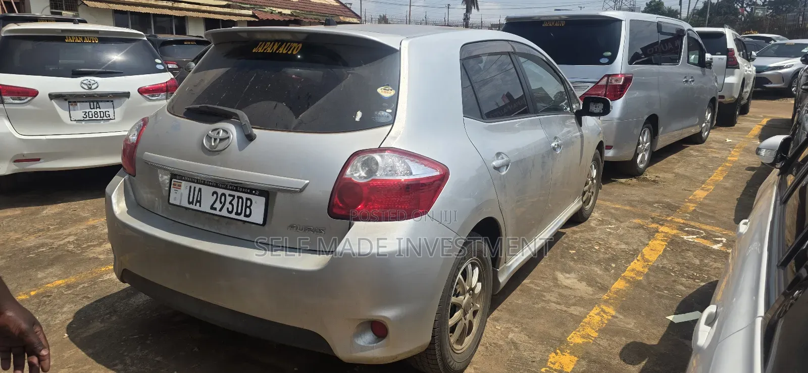 Toyota Auris 2010 Black