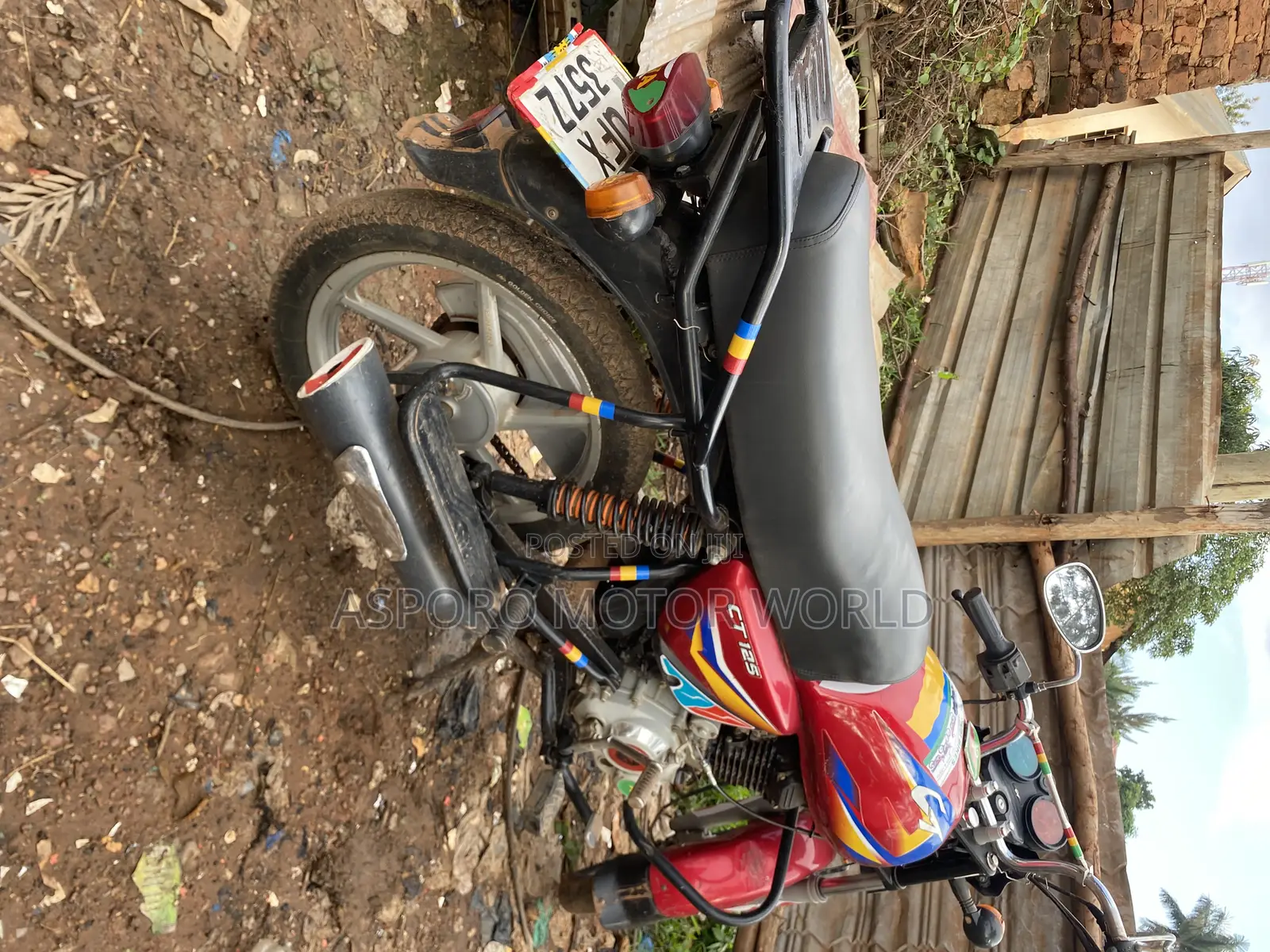 Bajaj CT 125X 2023 Red