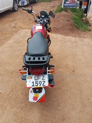 Bajaj Boxer 125 2023 Red