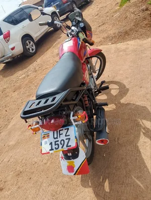 Bajaj Boxer 125 2023 Red