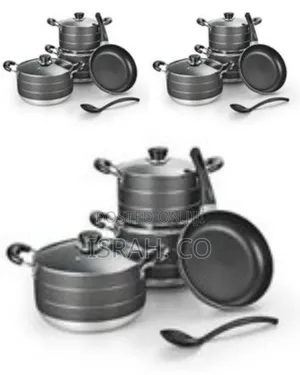 8 Piece Set of Cookware Saucepans